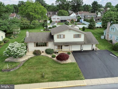 340 E Spruce St, New Holland, PA 17557 - photo 4