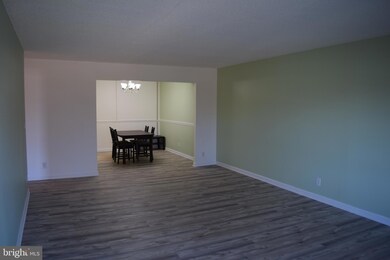 7640 Tremayne Place unit 204, McLean, VA 22102 - photo 7