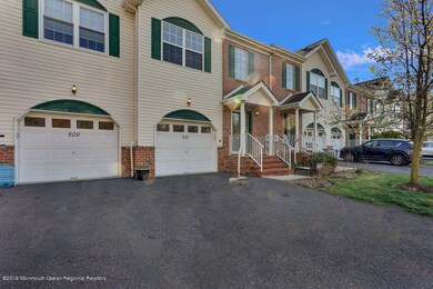 201 Finch Ct, Manalapan, NJ 07726 - photo 4