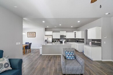 797 Pixton Rd-5