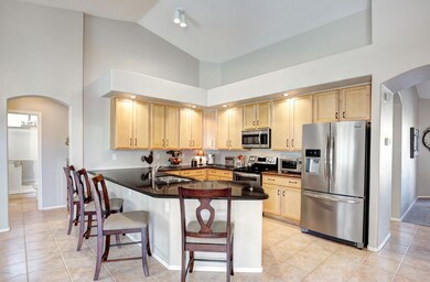 Kitchen Breakfast Bar