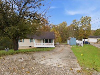 127 Pineview Dr unit END, Marietta, OH 45750 - photo 3