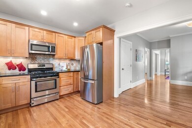 121 Pond St unit 3, Waltham, MA 02451 - photo 5