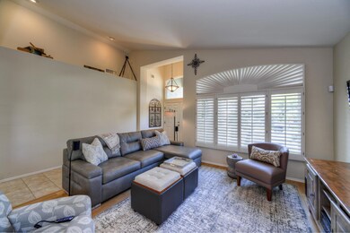 002_Living Room