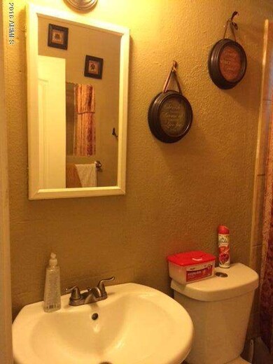 Osborn bathroom 3
