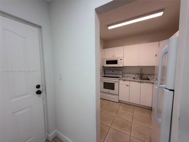 Berkeley Condominiums unit 116, Miami, FL 33176 - photo 7