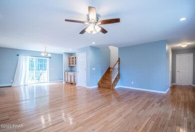 200 Hampshire Dr, Mount Cobb, PA 18436 - photo 4