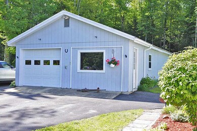 195 Park Ln, Mendon, VT 05701 - photo 2