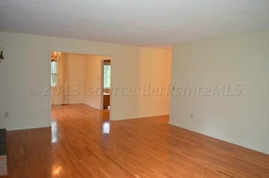 105 Leroi Dr, Pittsfield, MA 01201 - photo 5