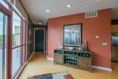 1300 Northwest Boulevard | 406