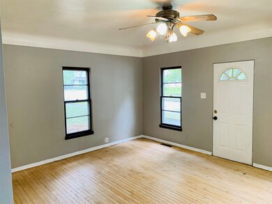 115 N Indiana Ave, Auburn, IN 46706 - photo 3