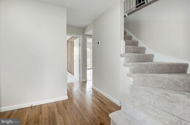 2401 Ansdel Ct, Reston, VA 20191 - photo 3