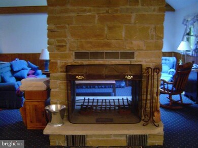 612 Cmr Ridge Rd, Slanesville, WV 25444 - photo 7