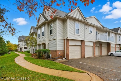 16211 Addington Dr unit 192, Commerce Township, MI 48390 - photo 5