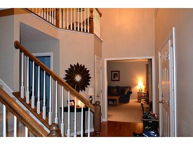 Entry/Foyer.