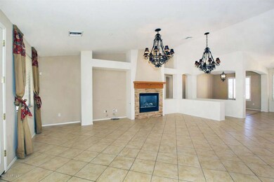 Greatroom with soaring ceilings