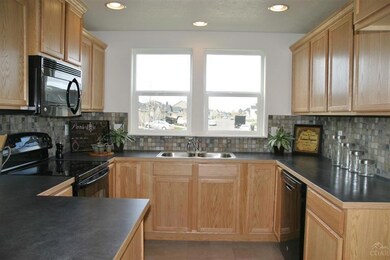 unlisted-address, Redmond, OR 97756 - photo 3