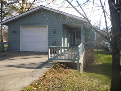 Front of home & Garage