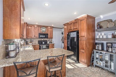 204 Maple St, Locust, NC 28097 - photo 4