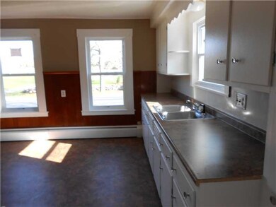 66 Pleasant St, Rehoboth, MA 02769 - photo 5