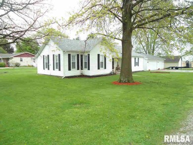 900 S Plum St, Virginia, IL 62691 - photo 5