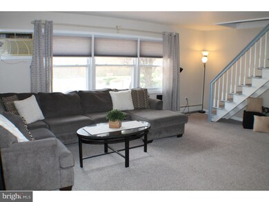 19 Redbrook Ln, Levittown, PA 19055 - photo 3