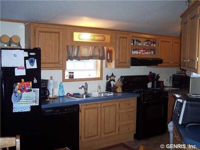 Kitchen Open Kitchen with Lots of Storage