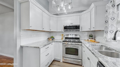 4416 Tara Avenue-11