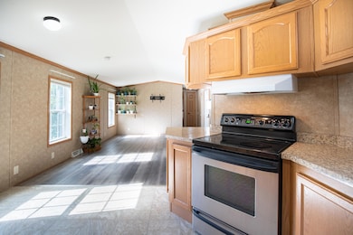 330 Garfield Rd, Minot, ME-7