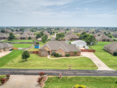 4624 Crestmere Ln, Edmond, OK 73025 - photo 3