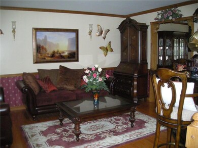 513 Stallion Dr, Allentown, PA 18106 - photo 4