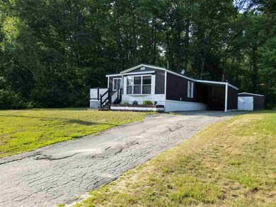 231 Mass Ave unit 3, Pembroke, NH 03275 - photo 4