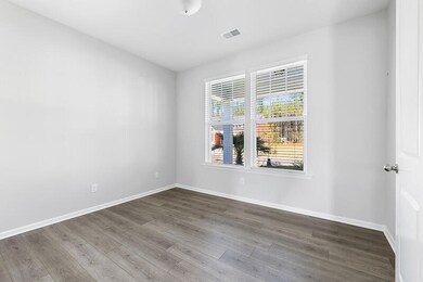 003-1045MagnoliaWarblerWay-Ravenel-SC-29