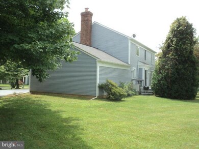 602 Prides Crossing, Shenandoah Junction, WV 25442 - photo 4