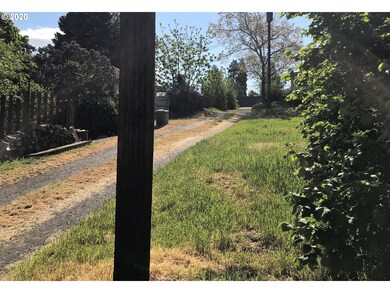 715 W 16th St, the Dalles, OR 97058 - photo 6