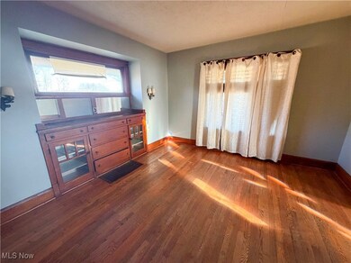 2426 Shirley Rd, Youngstown, OH 44502 - photo 6