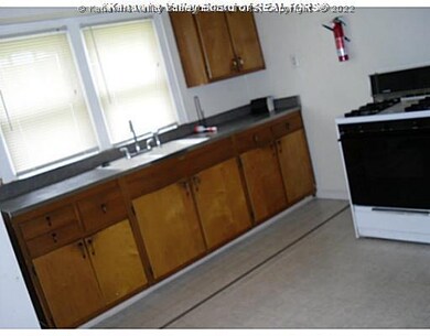 557 20th St, Dunbar, WV 25064 - photo 5