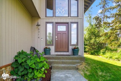 03-Front Exterior_IMG_6925