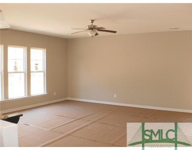 Interior Space/Layout. FAMILY ROOM, 9  CEILINGS, L
