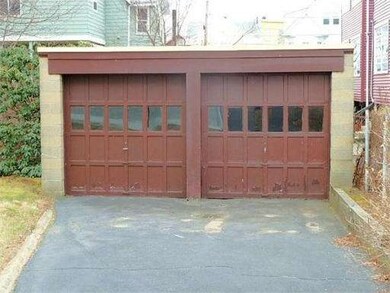 7 Leyden St, Medford, MA 02155 - photo 2