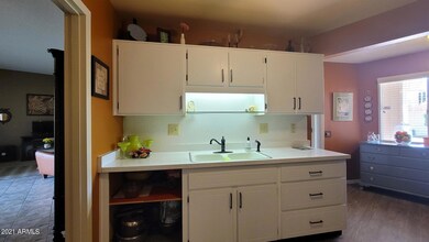 13863 N 109th Ave unit 17J, Sun City, AZ 85351 - photo 5