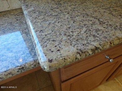 KITCHEN GRANITE