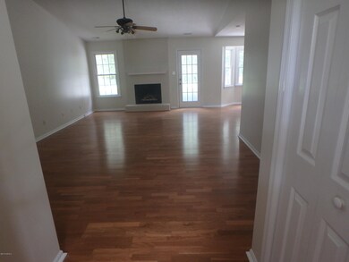 218 Sabrina Ct, Jacksonville, NC 28540 - photo 2