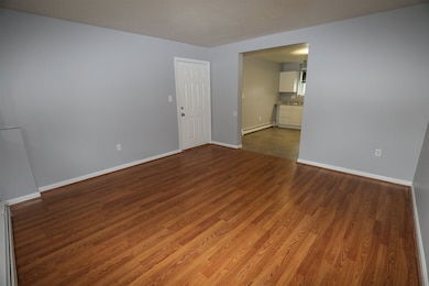 200 Circle Rd unit 8, Manchester, NH 03103 - photo 5
