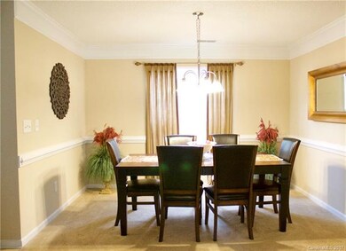 612 Castlefin Ct, Statesville, NC 28625 - photo 2