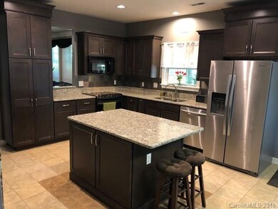 12501 Bradford Hill Ln, Huntersville, NC 28078 - photo 7