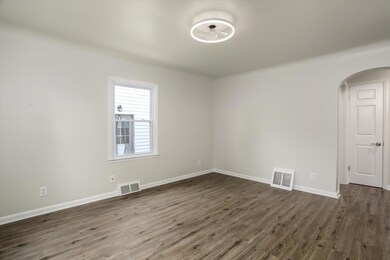 07-2190 Morris Ave Lincoln Park 0006