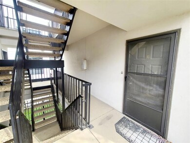 2002 N Fitzhugh Ave unit 6, Dallas, TX 75204 - photo 4