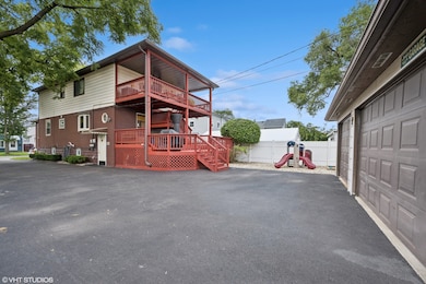 8124 44th St, Lyons, IL 60534 - photo 5