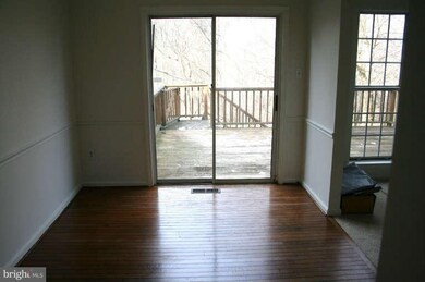 17526 Gallagher Way, Olney, MD 20832 - photo 5